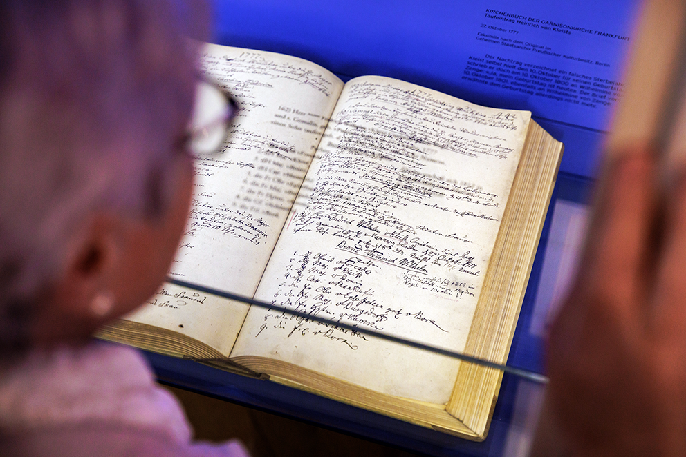 Kirchenbuch mit dem Taufeintrag Heinrich von Kleists ©Gordon Welters